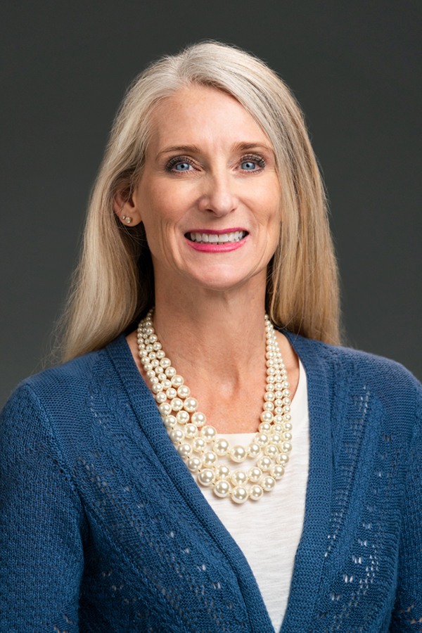 Assure_portraits_small_Peggy_Beck_4221.jpg